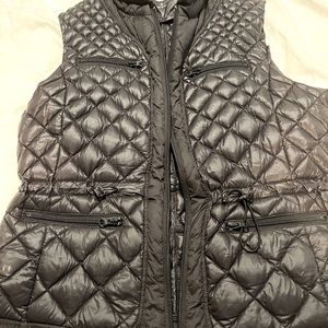 Excellent condition down vest by Bernardo, size large